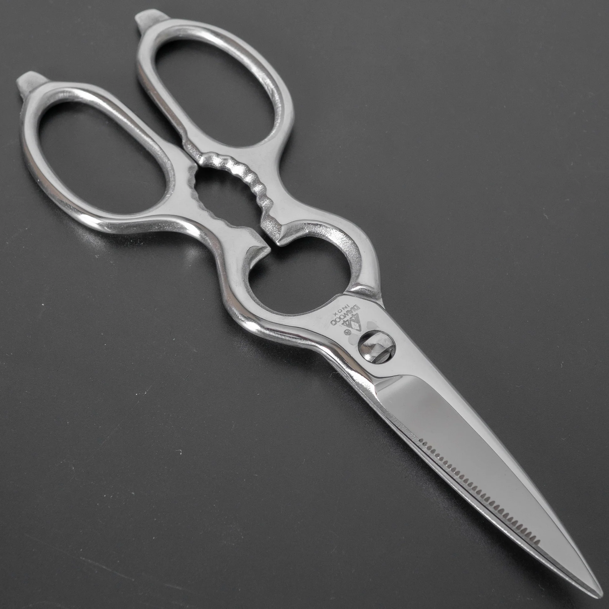 The Ultimate Guide to Kai Kitchen Shears: Precision Meets Practicality